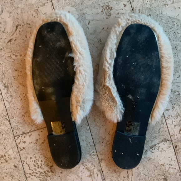 Nude Fuzzy Slipper shoes - Picture 4 of 4